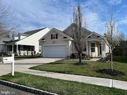 2025 Market Trends for Oaks at Weatherby Homes for Sale