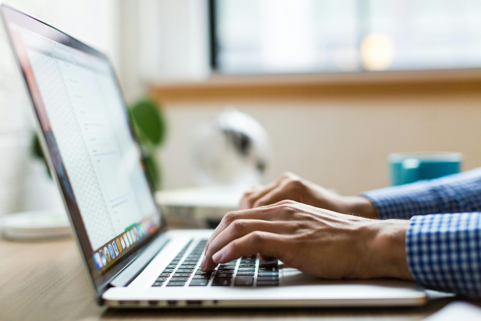 5 Ways AI Summarizers Boost Focus and Retention